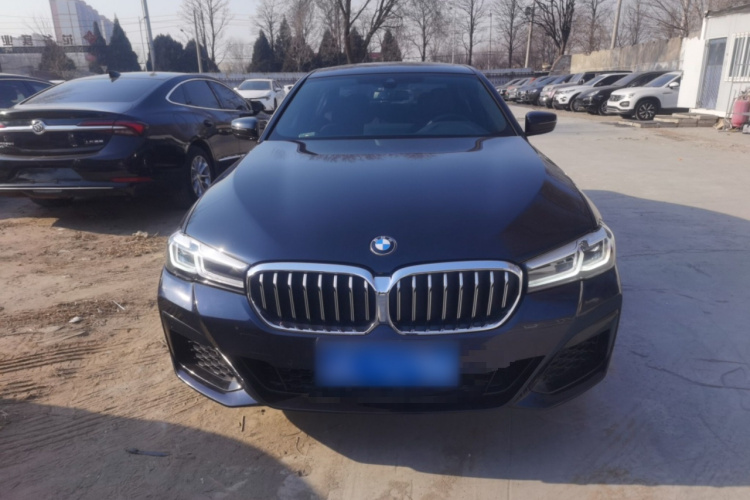 宝马5系 2022款 改款二 525Li M运动套装车身外观2