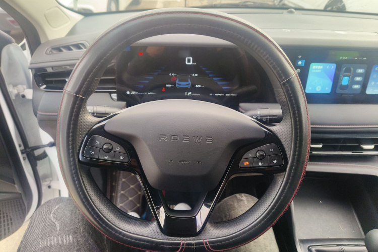 荣威i5 2023款 1.5L 手动优越版中控内饰13