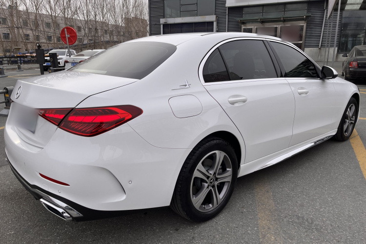 奔驰C级 2022款 C 200 L 运动版车身外观6005