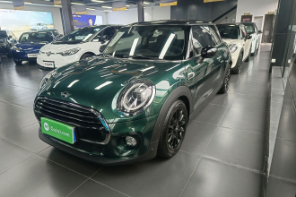 MINI 2019款 1.5T COOPER 经典派