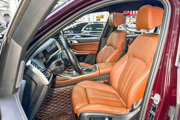 宝马X7 2020款 xDrive40i 尊享型M运动套装中控内饰7004