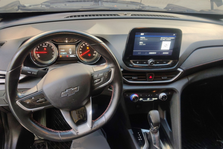 雪佛兰 沃兰多 2020款 轻混 Redline 530T 自动纵享版（5+2款）中控内饰7002