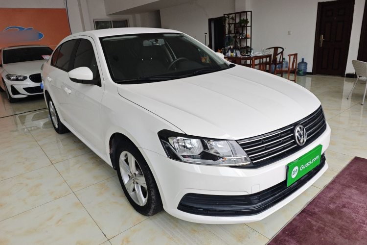 大众 朗逸 2017款 1.6L 自动风尚版车身外观3