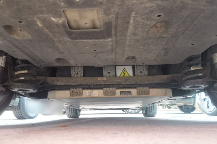 吉利几何C 2020款 甄选续航版 550KM C++ Pro局部细节9009