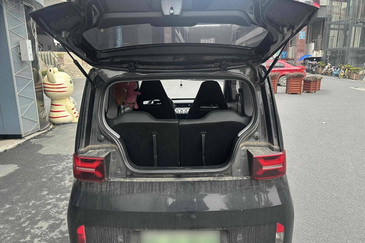 五菱汽车 宏光MINIEV 2022款 GAMEBOY 200km 玩咖款 磷酸铁锂中控内饰7002