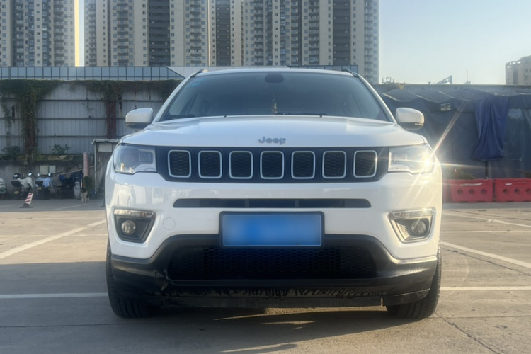 Jeep 指南者 2017款 200T 自动家享版车身外观6005