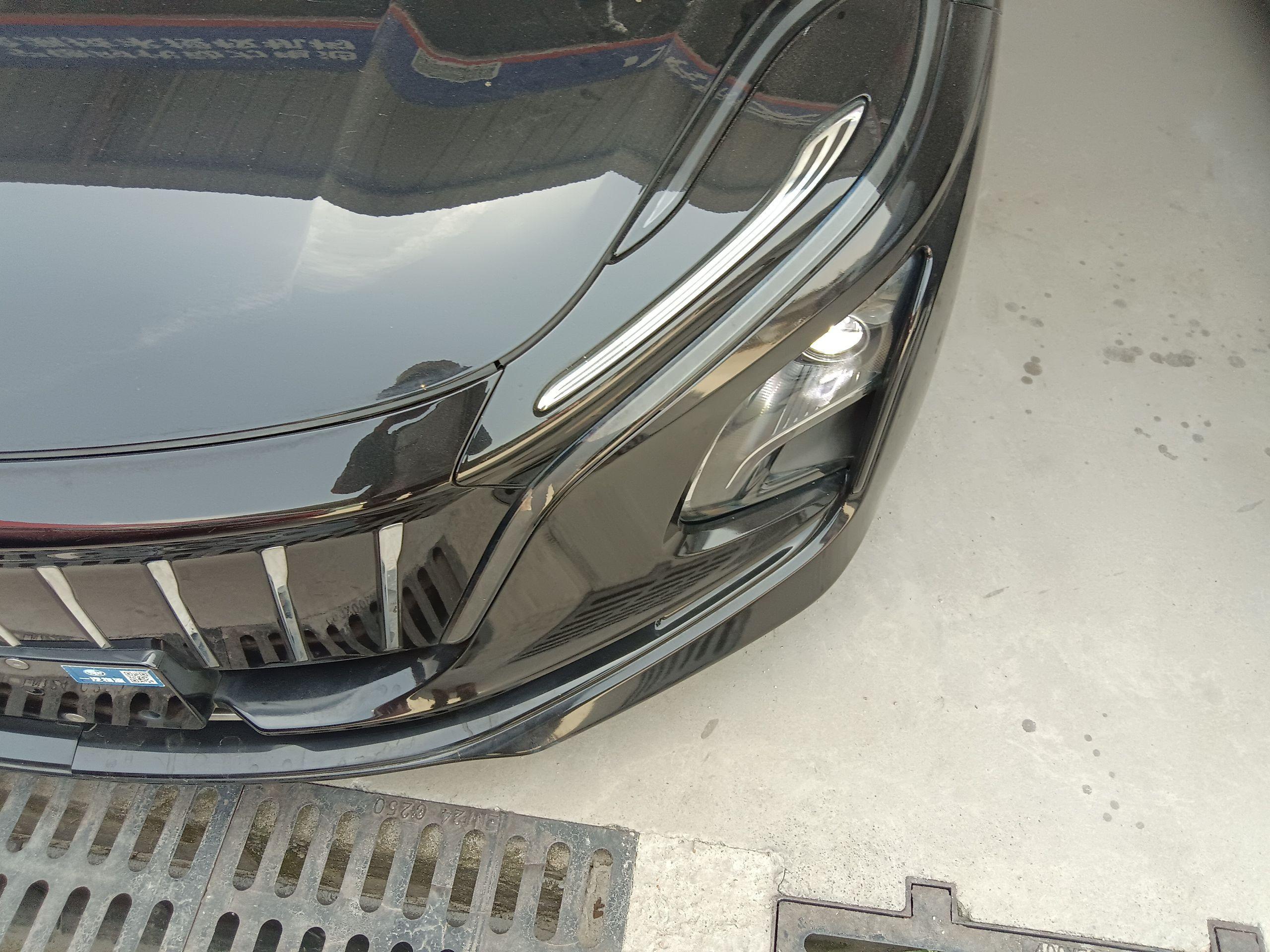 红旗E-QM5 2021款 充电 T3版 4座