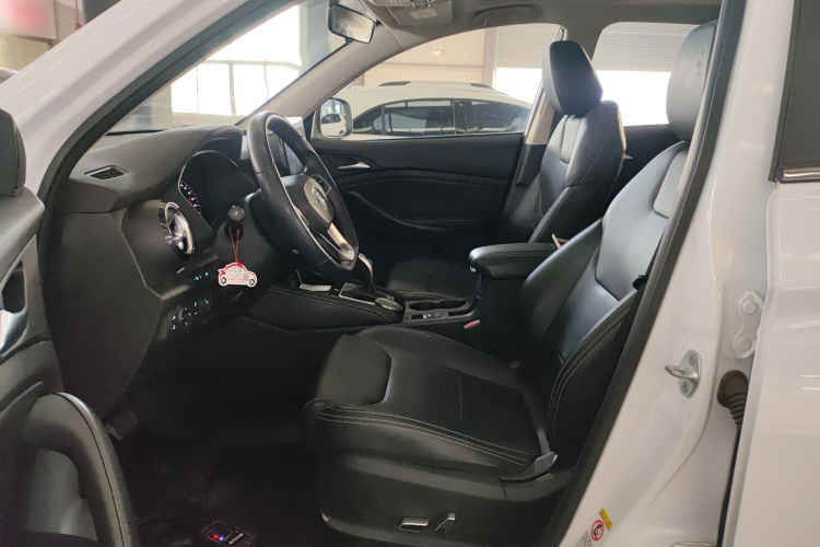 比亚迪 宋 2021款 经典版 1.5T 自动豪华型中控内饰19