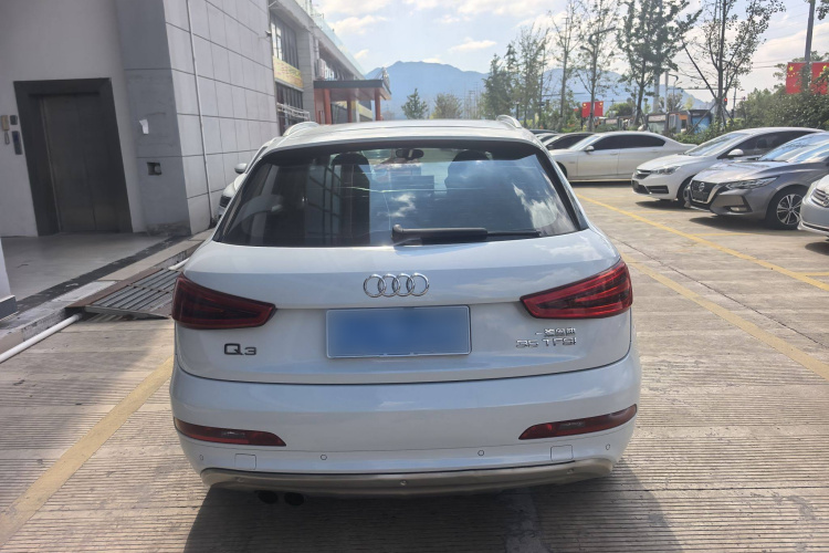 奥迪Q3 2015款 35 TFSI 进取型车身外观6006
