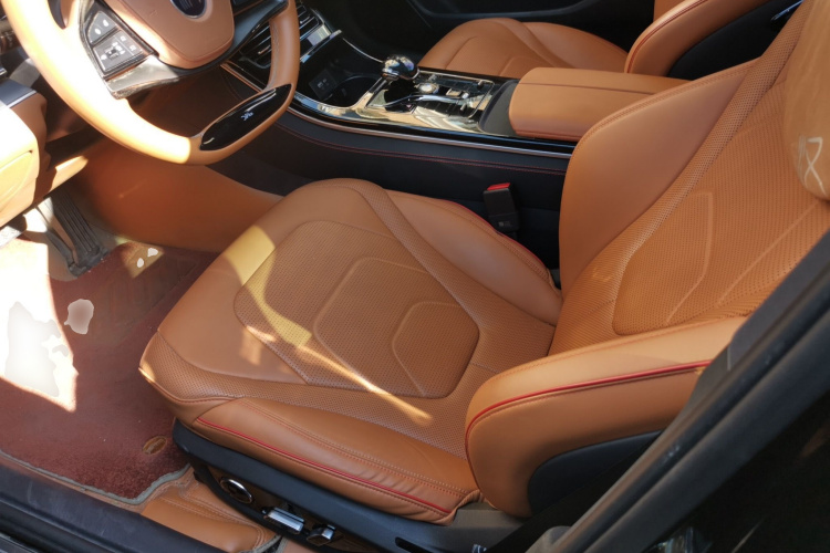 比亚迪 汉 2022款 DM-i 121KM 尊荣型中控内饰19