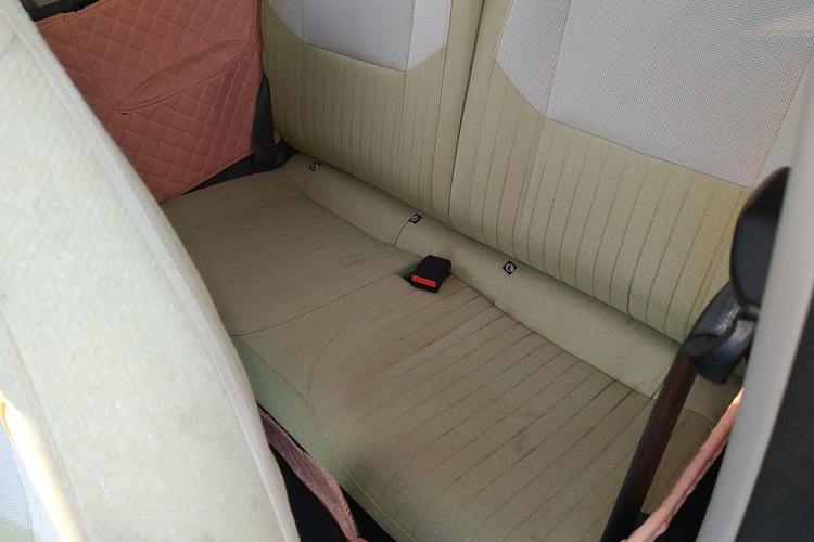 吉利银河 2023款 熊猫mini 200km 耐力熊中控内饰21