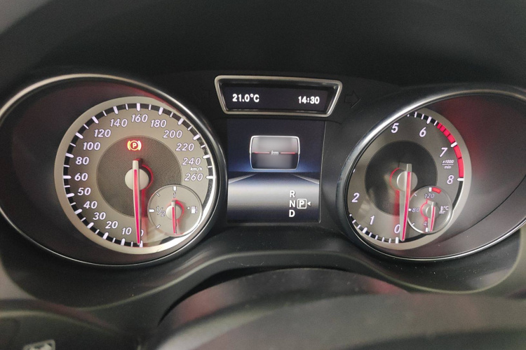 奔驰GLA 2015款 GLA 200 时尚型局部细节14