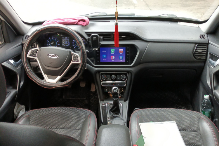 奇瑞 瑞虎3 2016款 1.6L 手动智尚版中控内饰12