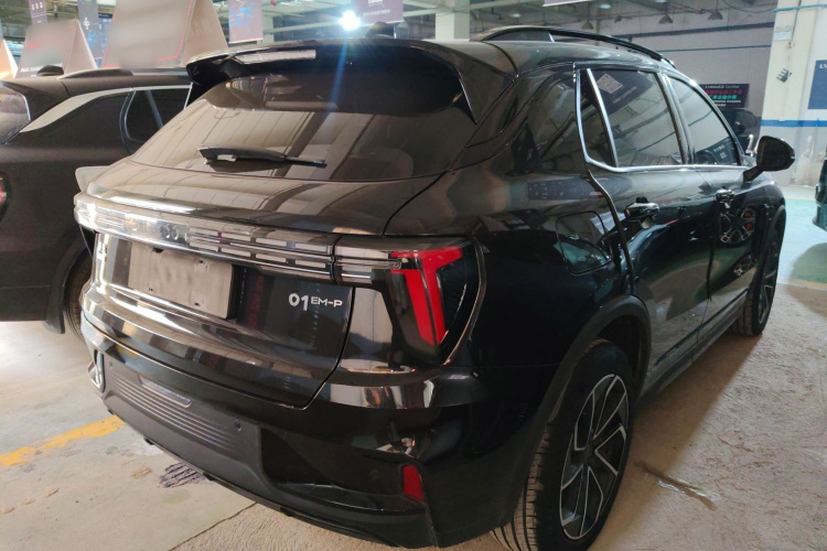 领克01 EM-P 2023款 1.5TD EM-P PM车身外观7