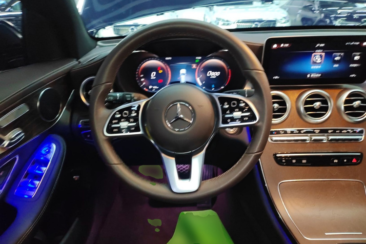 奔驰GLC 2022款 改款二 GLC 260 L 4MATIC 豪华型中控内饰13