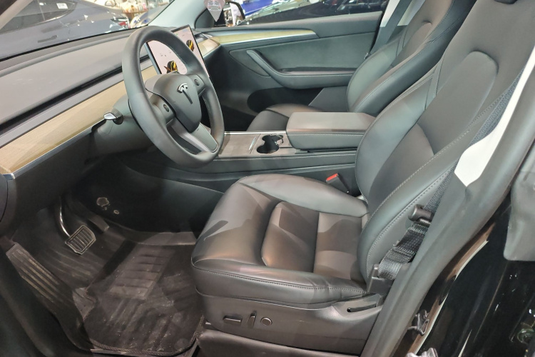 特斯拉 Model Y 2022款 改款 后轮驱动版局部细节19