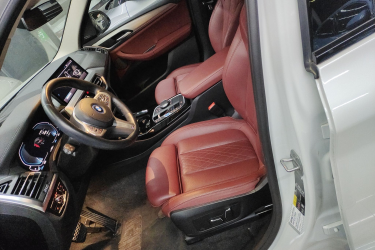 宝马iX3 2023款 创领型局部细节19