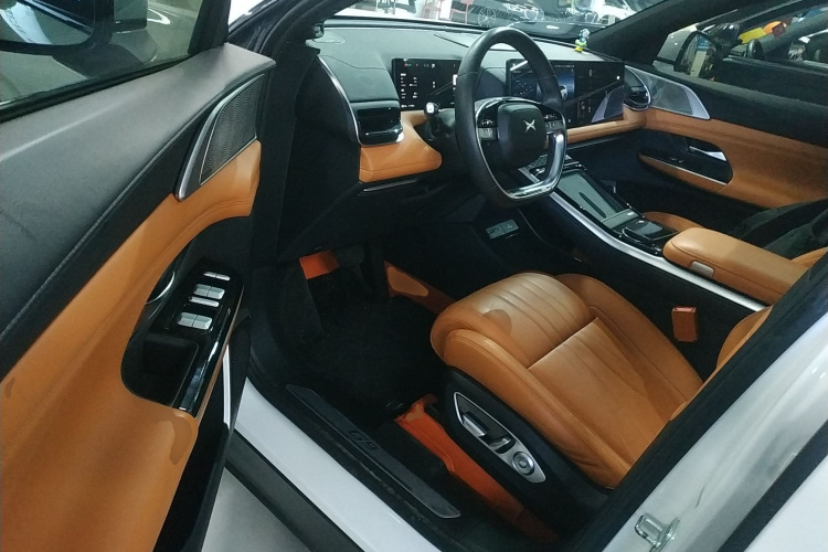 小鹏G9 2022款 570 Pro中控内饰20