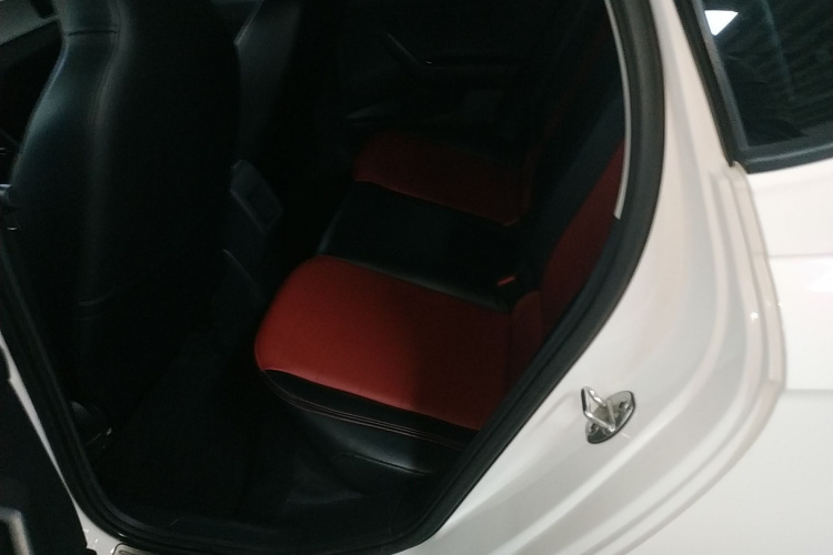 大众 Polo 2019款 Plus 1.5L 自动全景乐享版中控内饰21