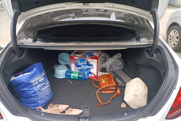 奔驰C级 2021款 C 200 L 时尚型局部细节23