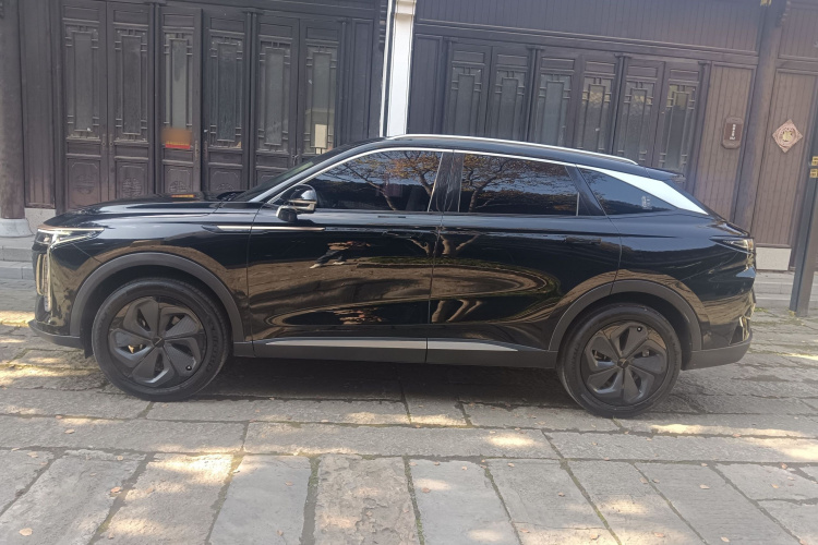 星途瑶光 2023款 400T 四驱奢享版车身外观6003