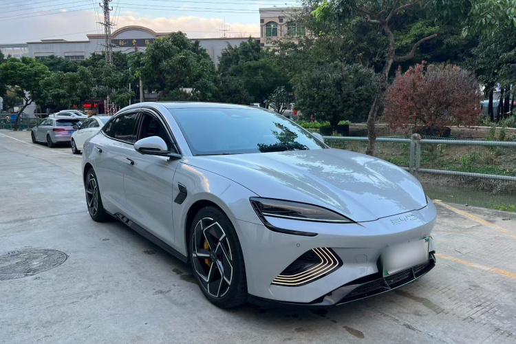 比亚迪 海豹 2023款 冠军版 700km 性能版车身外观6008