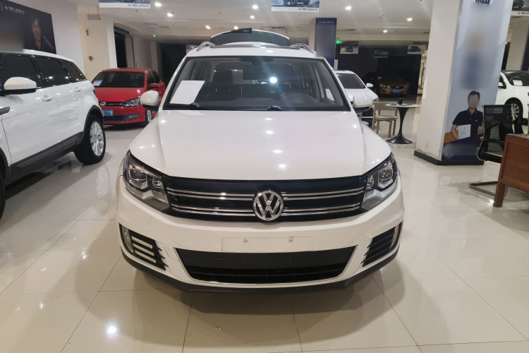 大众 途观 2015款 1.8TSI 自动四驱舒适版车身外观2