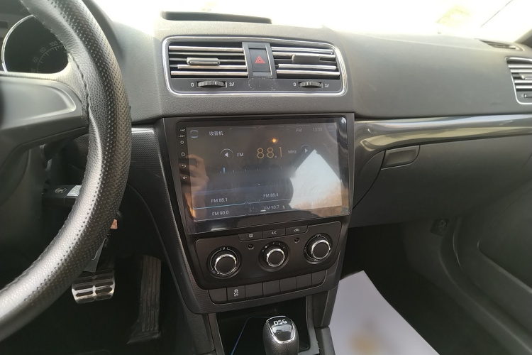 斯柯达 Yeti 2017款 TSI280 DSG前行版局部细节16