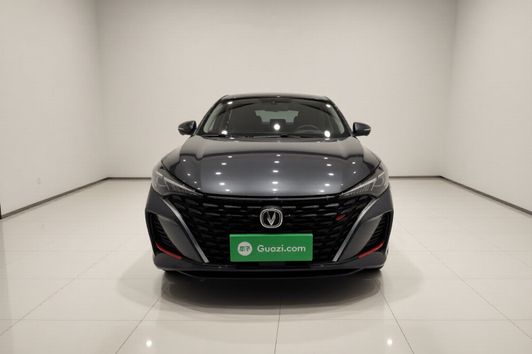 长安 逸动 2023款 畅享版 PLUS 蓝鲸NE 1.4T GDI DCT尊贵版车身外观2