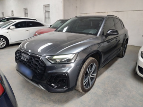 奥迪Q5L 2022款 40T 豪华动感型