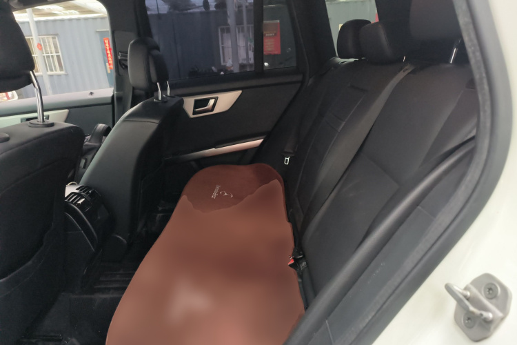 奔驰GLK级 2013款 改款 GLK 300 4MATIC 时尚型中控内饰21