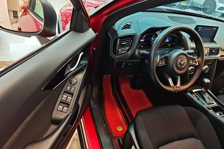 马自达CX-4 2021款 2.0L 自动两驱蓝天活力版中控内饰7003