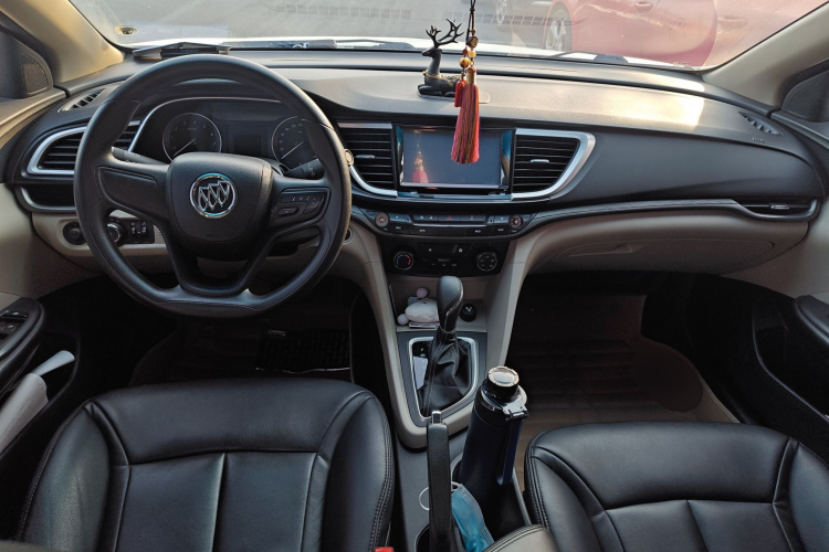 别克 英朗 2015款 15N 自动进取型中控内饰12