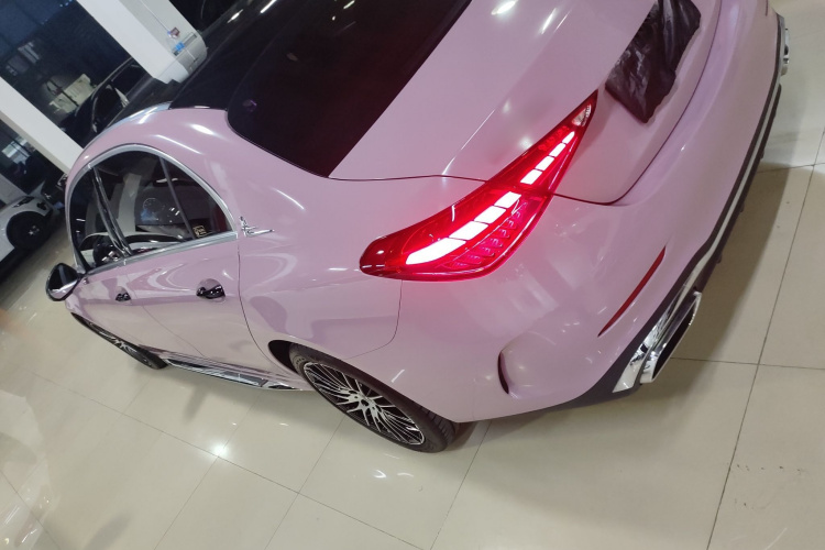 奔驰C级 2024款 C 260 L 运动版车身外观4