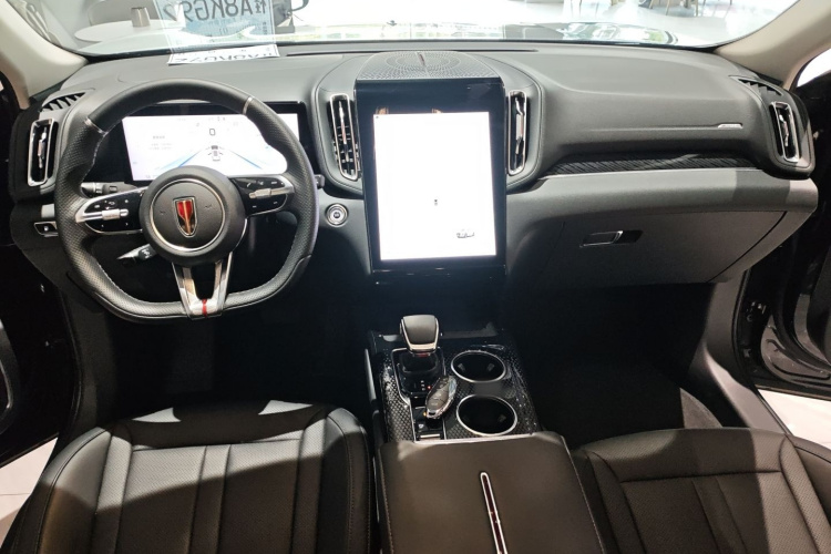 红旗HS3 PHEV 2024款 PHEV 115km 劲为版中控内饰12