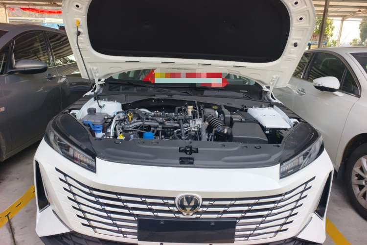 长安 逸动 2025款 蓝鲸 1.5T 500Bar尊贵型机舱底盘24