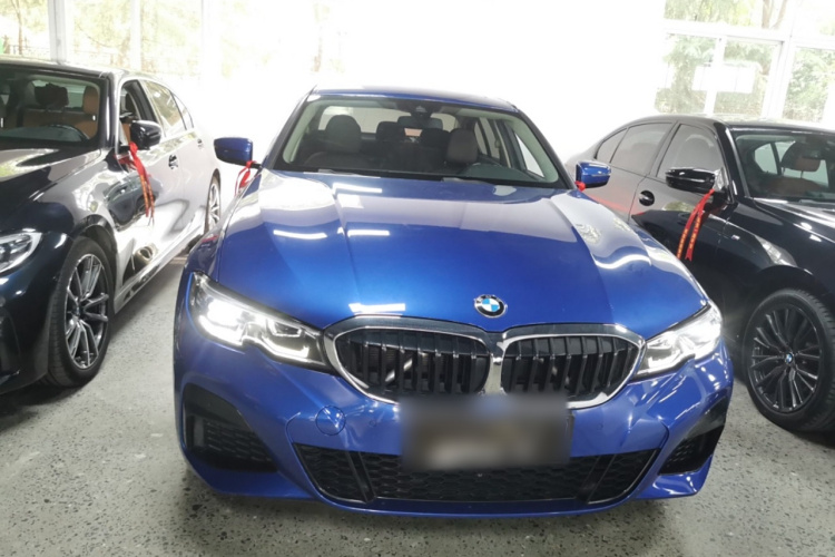 宝马3系 2021款 改款 325Li M运动套装车身外观2