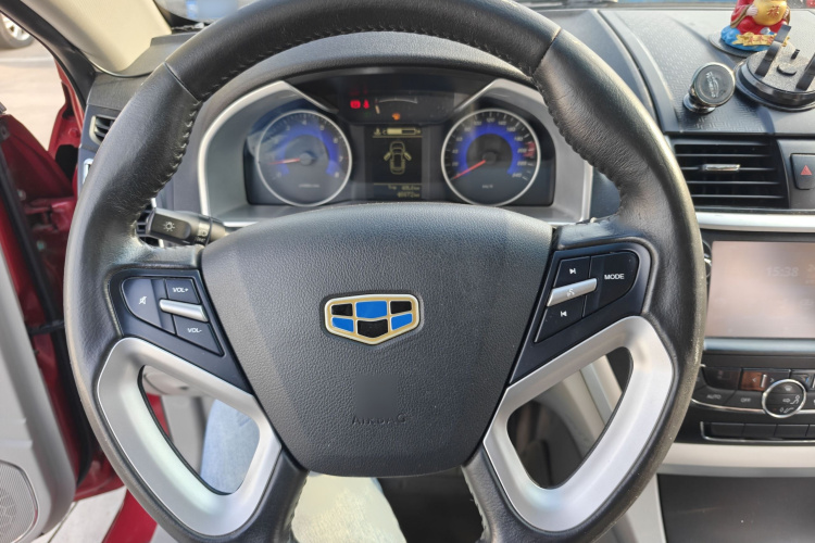 吉利汽车 帝豪 2014款 三厢 1.5L 手动精英型中控内饰7001