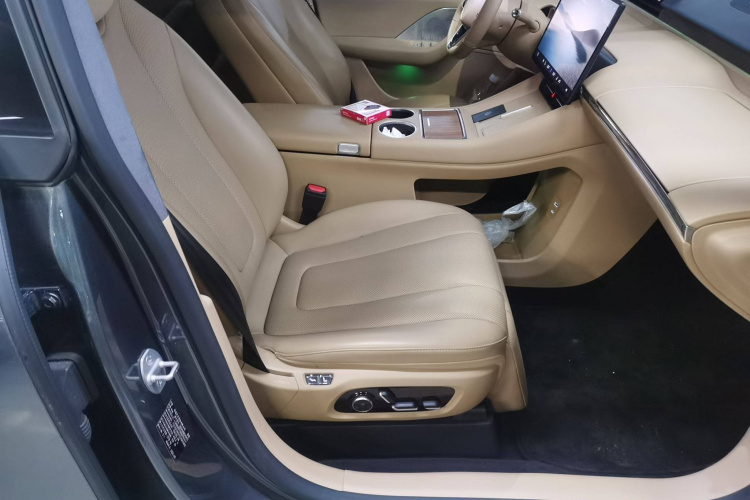 鸿蒙智行 智界R7 2024款 纯电 736km UItra局部细节41