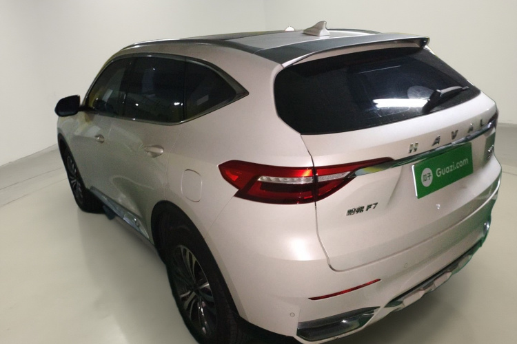 哈弗F7 2019款 2.0T 两驱i范 国V车身外观5