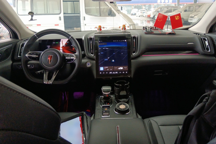 红旗HS3 2023款 1.5T 两驱善为版中控内饰7002