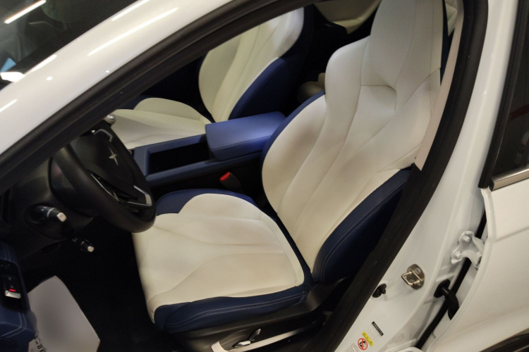 小鹏G3 2021款 G3i 460N局部细节19