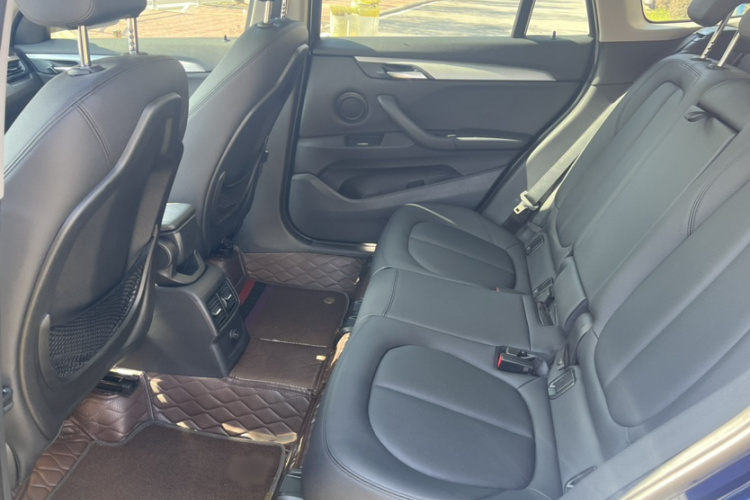 宝马X1 2018款 sDrive18Li 时尚型中控内饰7004