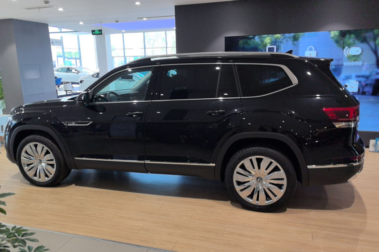 大众 途昂 2024款 380TSI 四驱龙祥版车身外观4