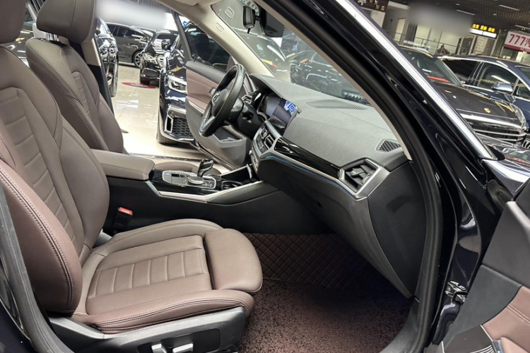 宝马3系 2020款 320Li M运动套装局部细节41