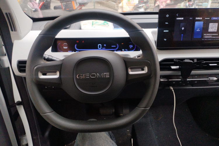 吉利银河 2024款 熊猫mini 200km 耐力熊局部细节13