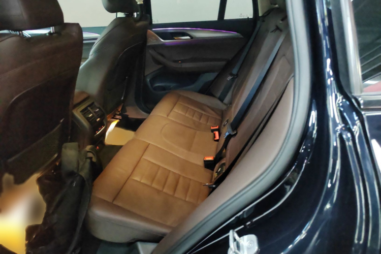 宝马X4 2021款 xDrive 25i M运动套装中控内饰7004