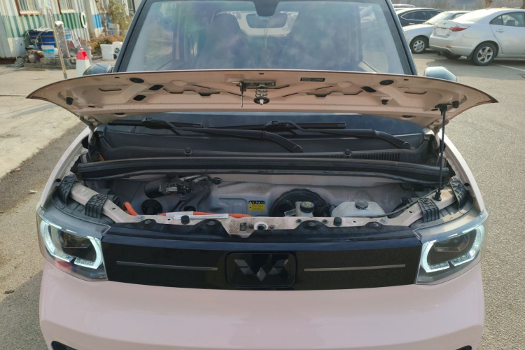 五菱汽车 宏光MINIEV 2022款 马卡龙臻享款 磷酸铁锂机舱底盘24