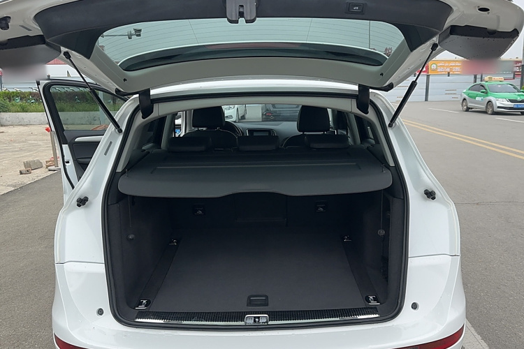 奥迪Q5 2017款 40 TFSI 技术型局部细节23