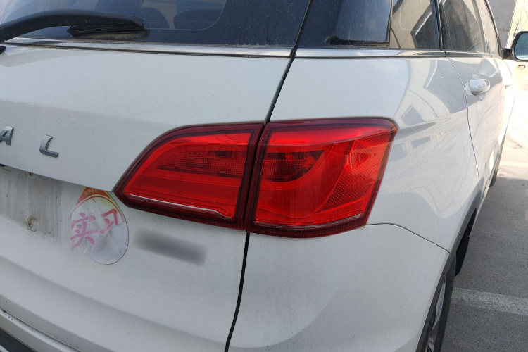 哈弗H6 Coupe 2016款 蓝标 1.5T 自动两驱精英型车身外观6006